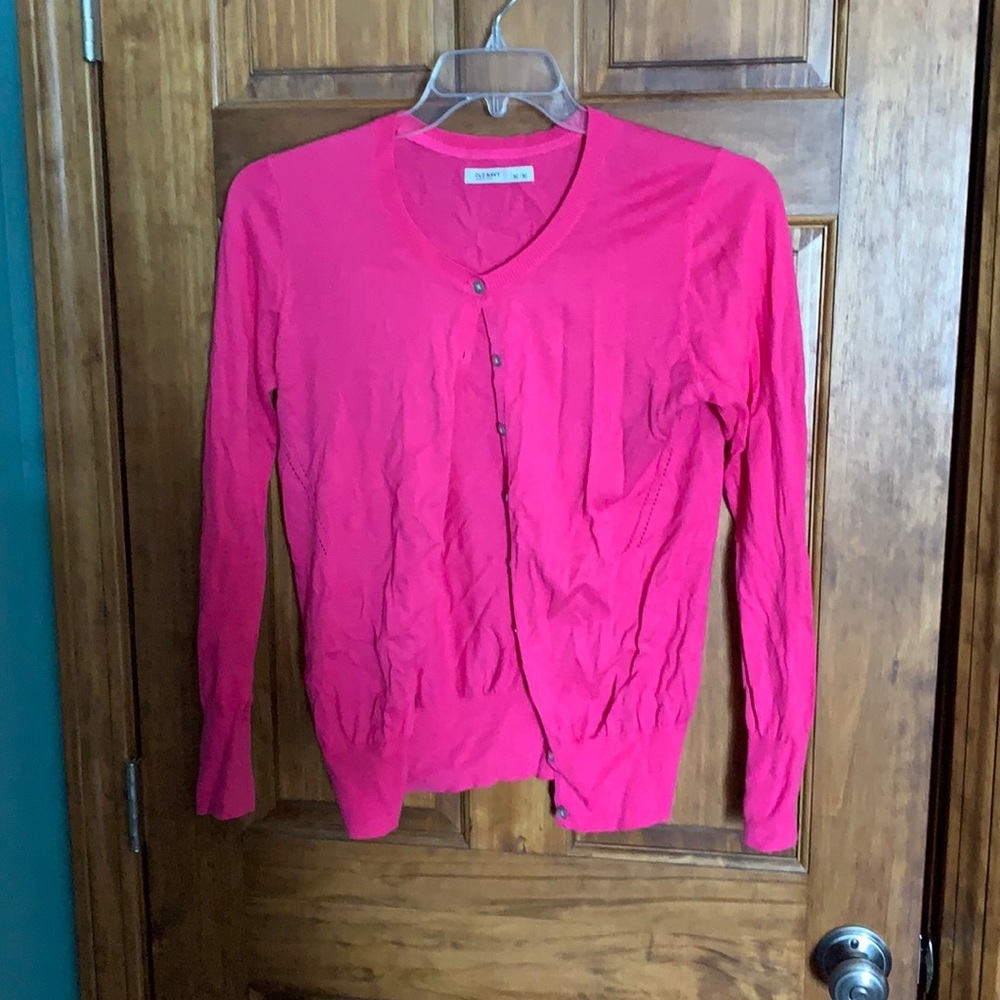 Pink Old Navy cardigan📍